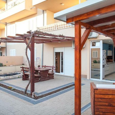 Studio Apartment Tia Makarska Exterior foto